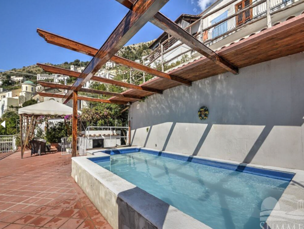 Praiano, Italy Villa Three Bedrooms Sleeps 11 & Sea Views