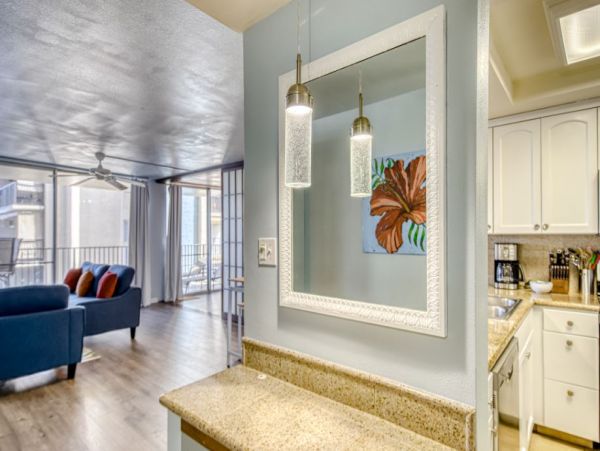On Beach Lahaina Vacation Condo Two Bedrooms Sleeps 6