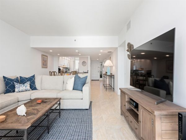 Longboat Key 2 Bedroom Beach Condo Great Resort Amenities
