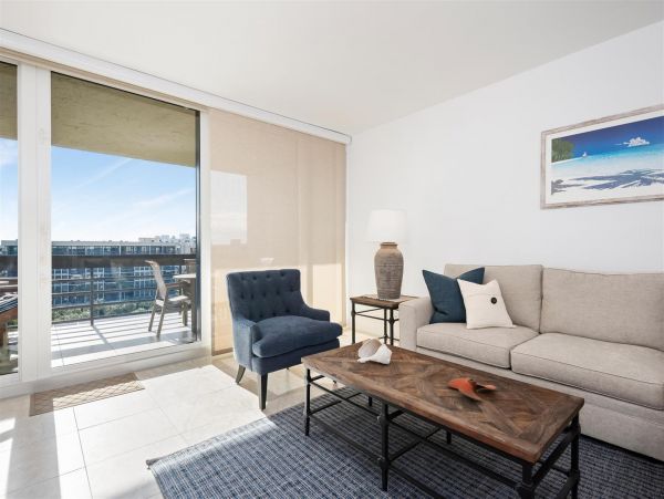 Longboat Key 2 Bedroom Beach Condo Great Resort Amenities