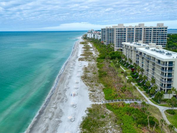 Longboat Key 2 Bedroom Beach Condo Great Resort Amenities