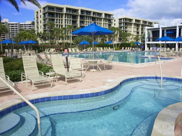 Longboat Key 2 Bedroom Beach Condo Great Resort Amenities