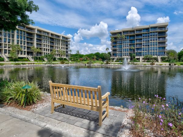 Longboat Key 2 Bedroom Beach Condo Great Resort Amenities