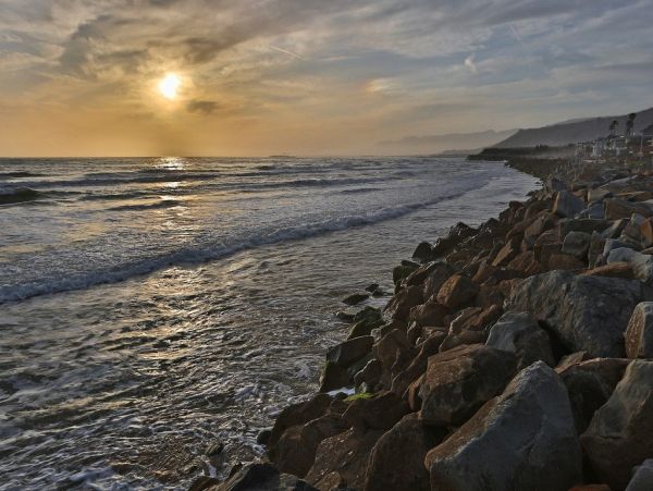 Seacliff Close to Santa Barbara 4 Bedroon Beach House
