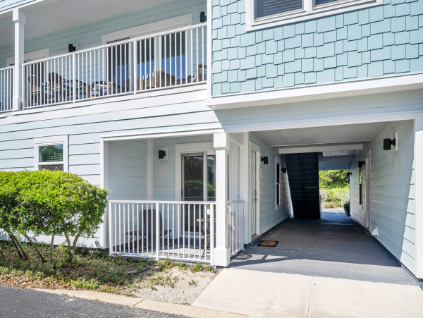 Ground-Level Unit with 2 Bedrooms in Seagrove Beach
