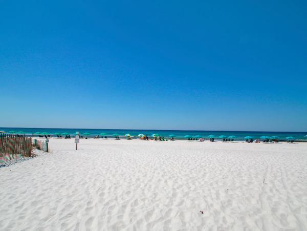 Ground-Level Unit with 2 Bedrooms in Seagrove Beach