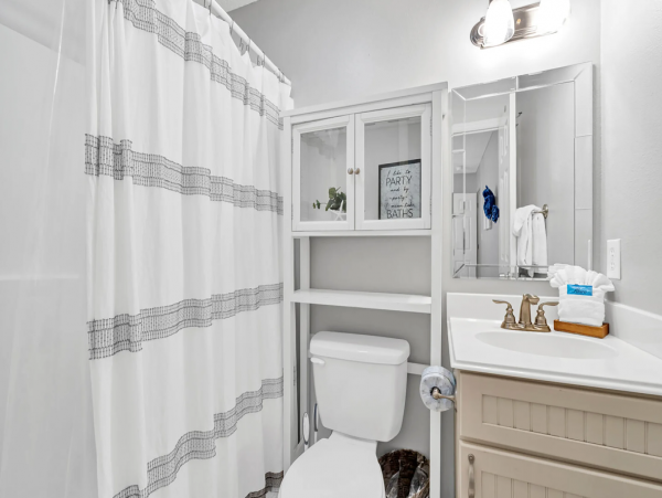 Ground-Level Unit with 2 Bedrooms in Seagrove Beach