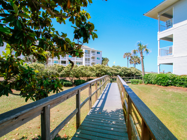 Ground-Level Unit with 2 Bedrooms in Seagrove Beach