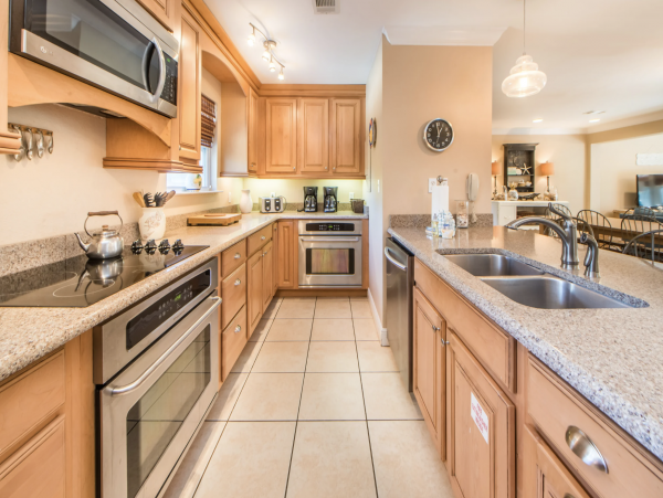Santa Rosa Vacation Pool Home Eight Bedroom