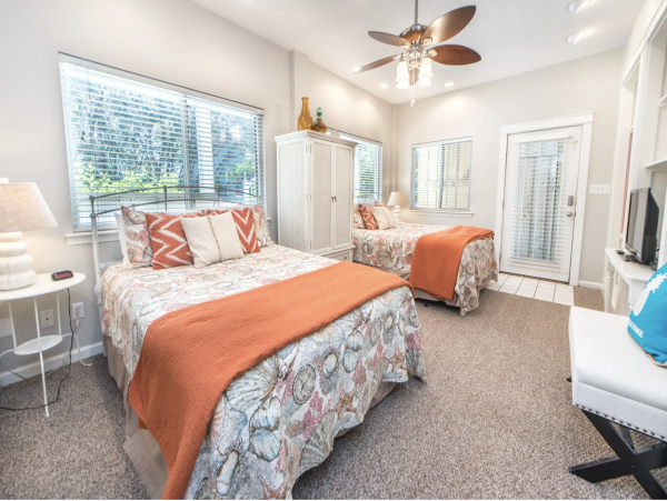 Santa Rosa Vacation Pool Home Eight Bedroom