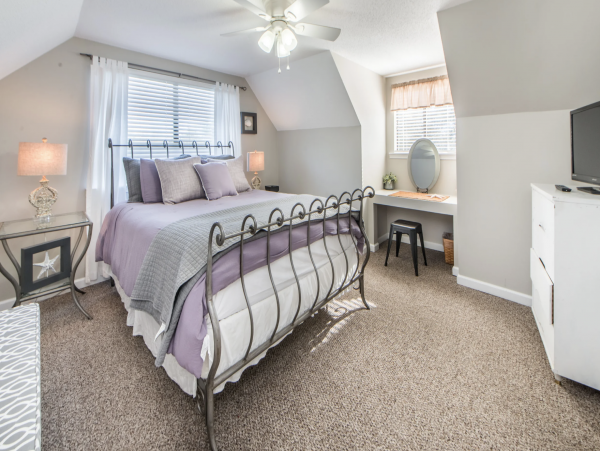 Santa Rosa Vacation Pool Home Eight Bedroom
