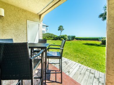Seacrest Vacation Condo Sleeps Four Guests.