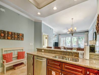 Santa Rosa Beach Vacation Condo Sleeps Eight Guests.