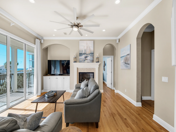 Seven Bedroom Luxury Vacation pool Home in Miramar Beach