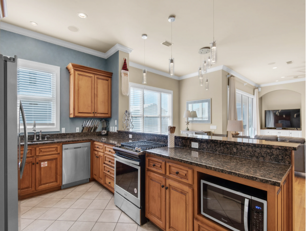 Seven Bedroom Luxury Vacation pool Home in Miramar Beach