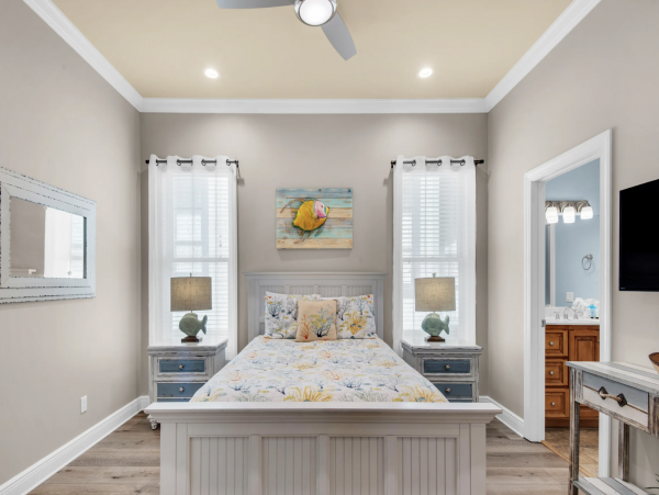 Seven Bedroom Luxury Vacation pool Home in Miramar Beach