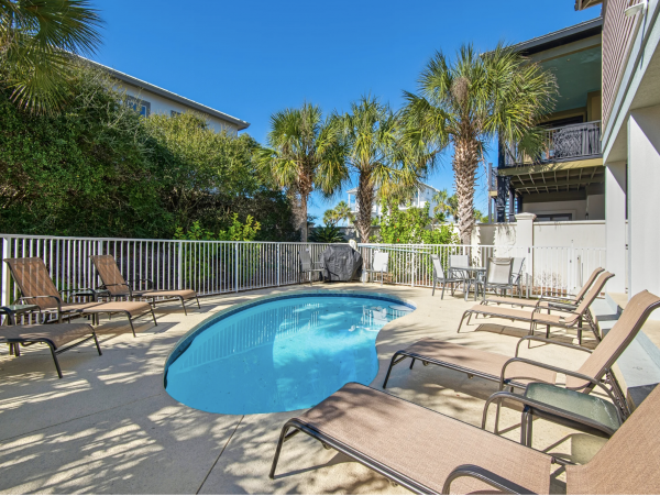 Seven Bedroom Luxury Vacation pool Home in Miramar Beach
