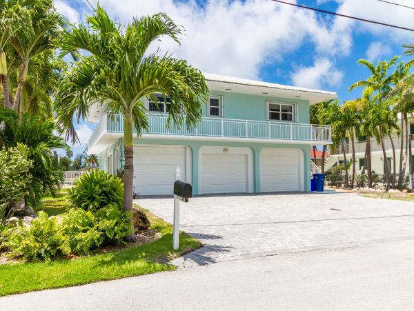 The Ultimate Retreat on Delightful Duck Key