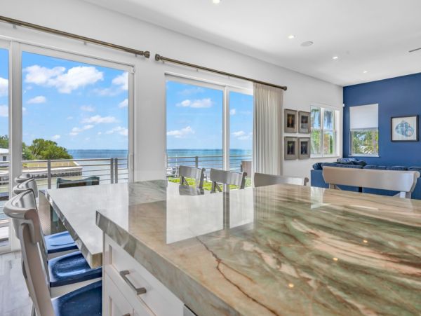 Ocean Front 4 Bedroom Home in Marathon Sleeps 10