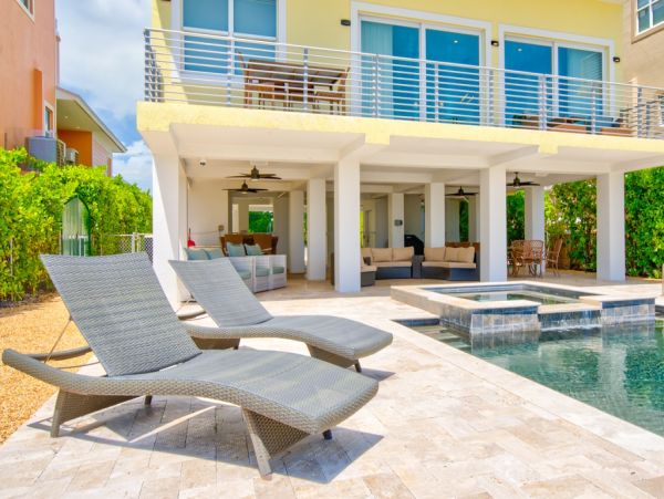 Ocean Front 4 Bedroom Home in Marathon Sleeps 10