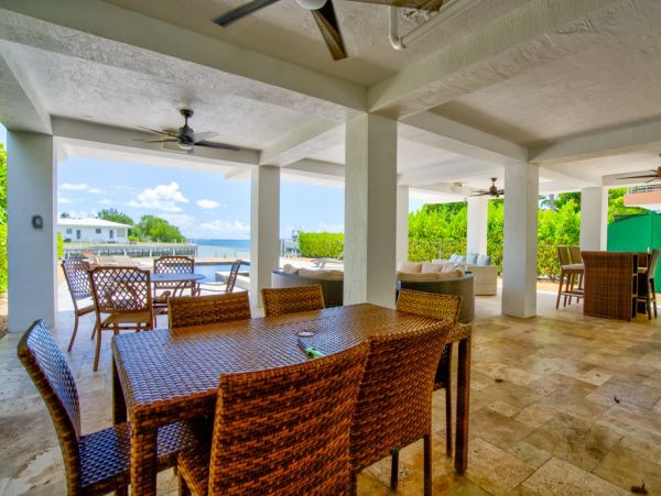 Ocean Front 4 Bedroom Home in Marathon Sleeps 10