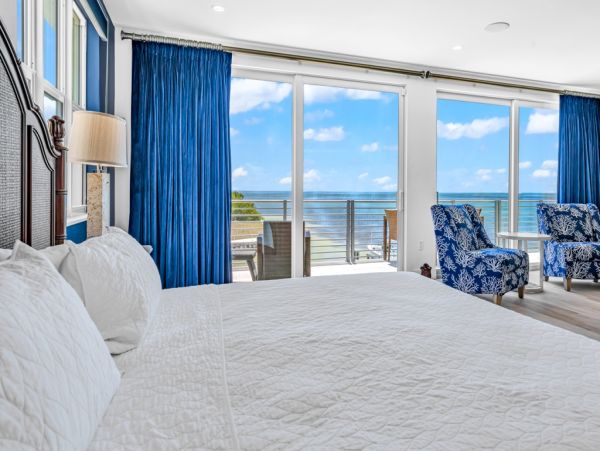 Ocean Front 4 Bedroom Home in Marathon Sleeps 10