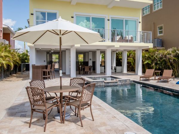 Ocean Front 4 Bedroom Home in Marathon Sleeps 10