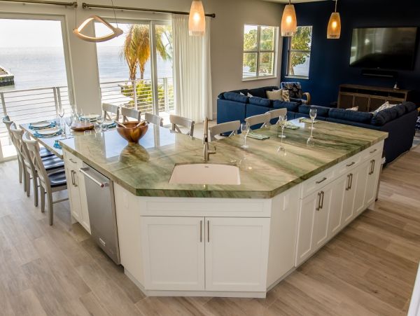 Ocean Front 4 Bedroom Home in Marathon Sleeps 10