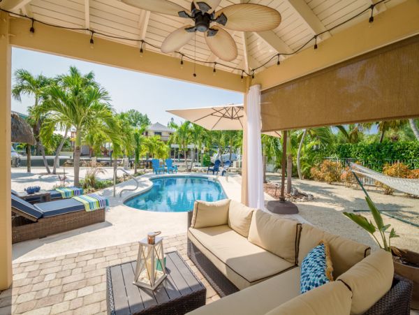 Sombrero Beach Vacation Home Boat Dock Pool