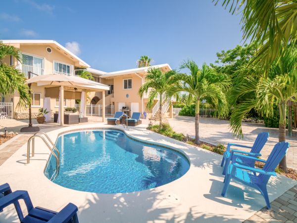 Sombrero Beach Vacation Home Boat Dock Pool