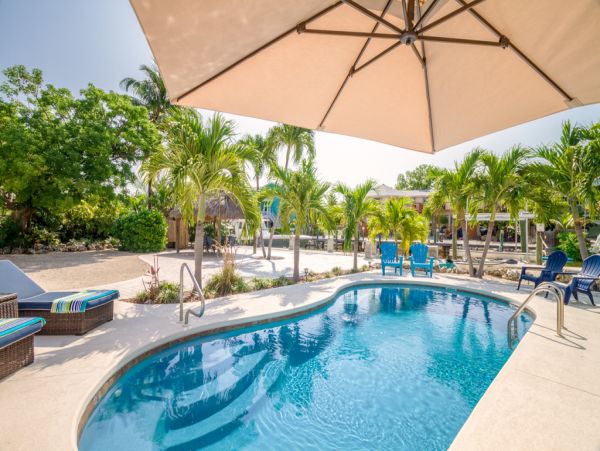 Sombrero Beach Vacation Home Boat Dock Pool