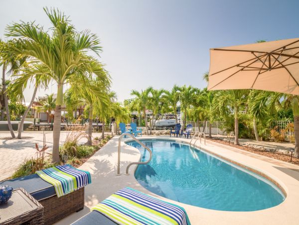 Sombrero Beach Vacation Home Boat Dock Pool