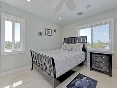Stunning Coco Plum Vacation Home in the Florida Keys Luxury