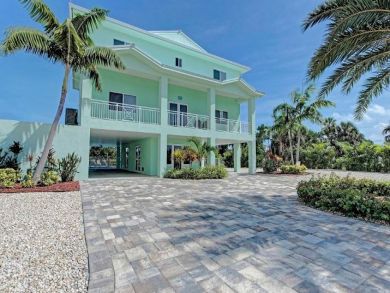 Stunning Coco Plum Vacation Home in the Florida Keys Luxury