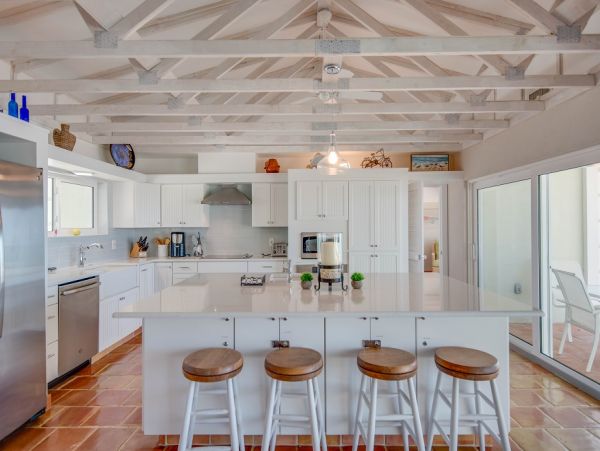 The Florida Keys Luxury Vacation Rental Sleeps Eight Guests