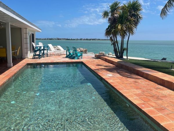 The Florida Keys Luxury Vacation Rental Sleeps Eight Guests