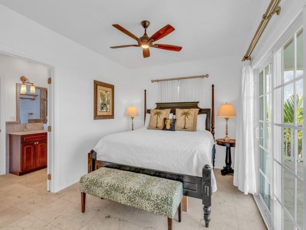Luxury Key Colony Beach Vacation Rental - Florida Keys Waterfront Villa with Pool