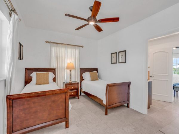 Luxury Key Colony Beach Vacation Rental - Florida Keys Waterfront Villa with Pool