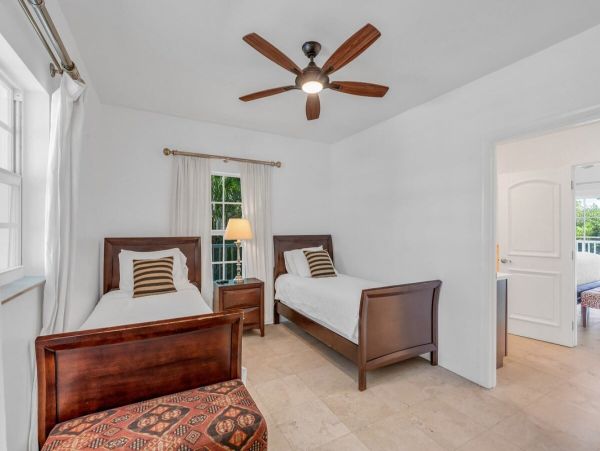 Luxury Key Colony Beach Vacation Rental - Florida Keys Waterfront Villa with Pool