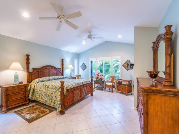 Three Bedroom Key Colony Beach Vacation Home Sleeps 8 Guests