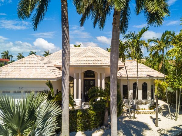 Key Colony Beach Canalside Four Bedroom Pool Home