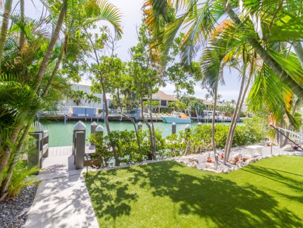 Key Colony Beach Canalside Four Bedroom Pool Home