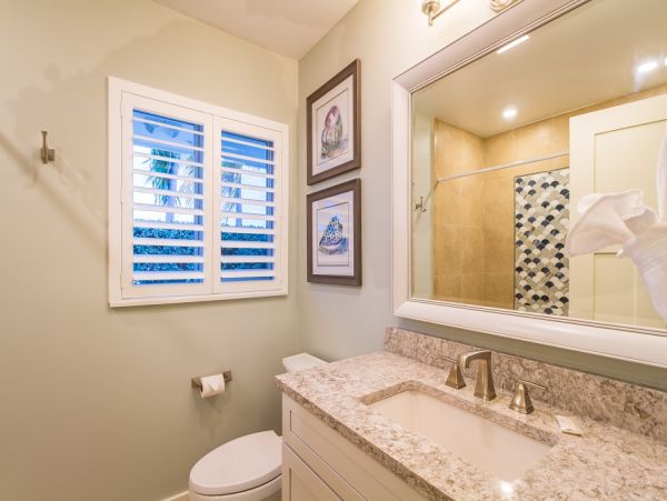 Charming Marathon Vacation Home 4-Bedroom near the Ocean with Pool