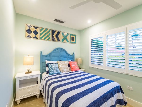Charming Marathon Vacation Home 4-Bedroom near the Ocean with Pool