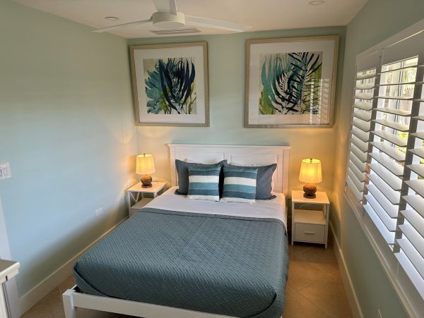 Charming Marathon Vacation Home 4-Bedroom near the Ocean with Pool