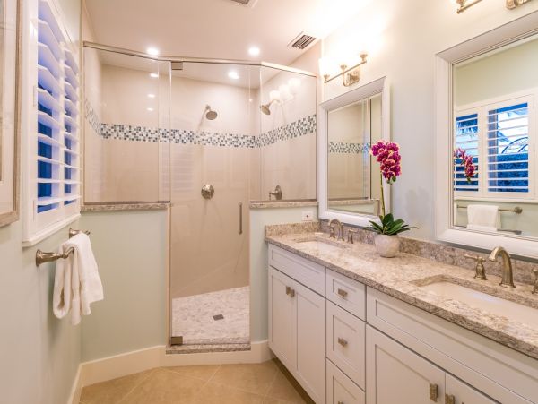 Charming Marathon Vacation Home 4-Bedroom near the Ocean with Pool