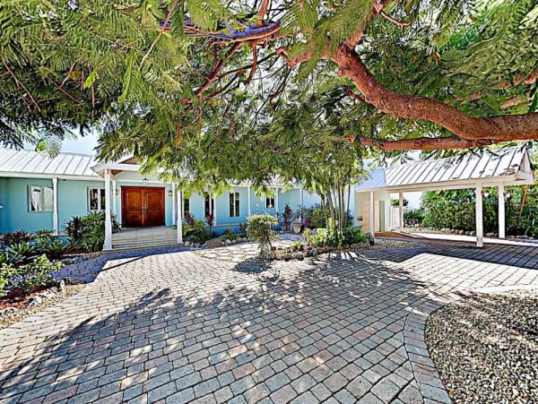 Florida Keys Luxury Living - Pool,  Boat Dock, Water Views