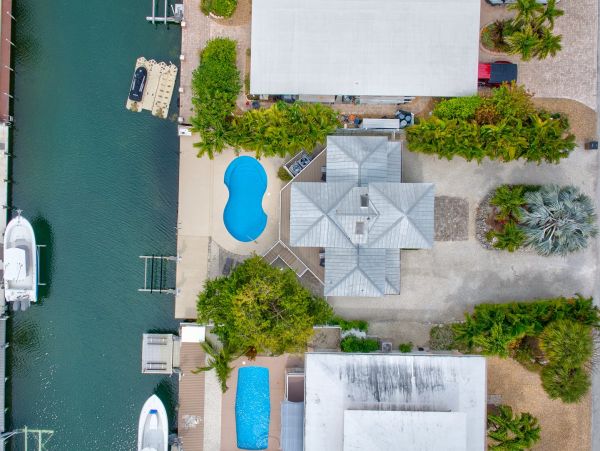 Marathon Vacation Gulf Side l Home Two Bedrooms + Loft