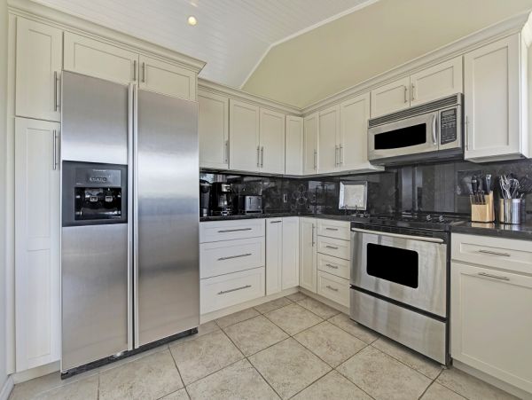 Marathon Vacation Rental Sleeps Eight Guests
