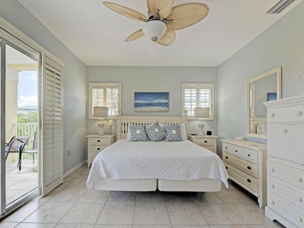 Marathon Vacation Rental Sleeps Eight Guests